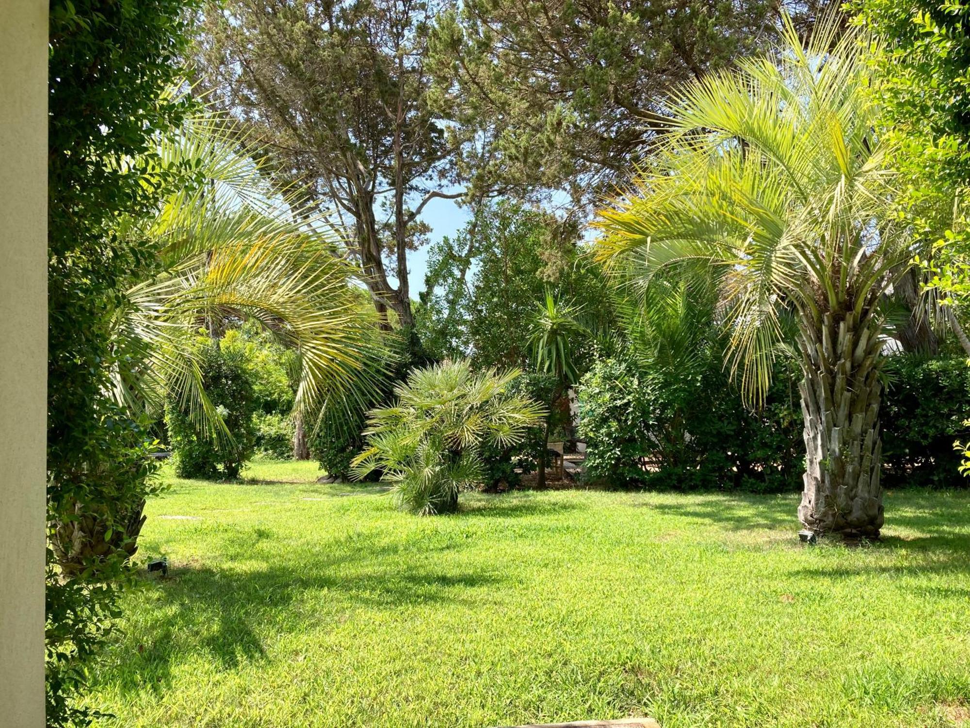 Villa Macalia Pietrosella Екстер'єр фото